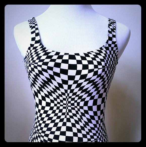 Sporting Life Black & White Kaleidoscopic swimsuit - Picture 1 of 4